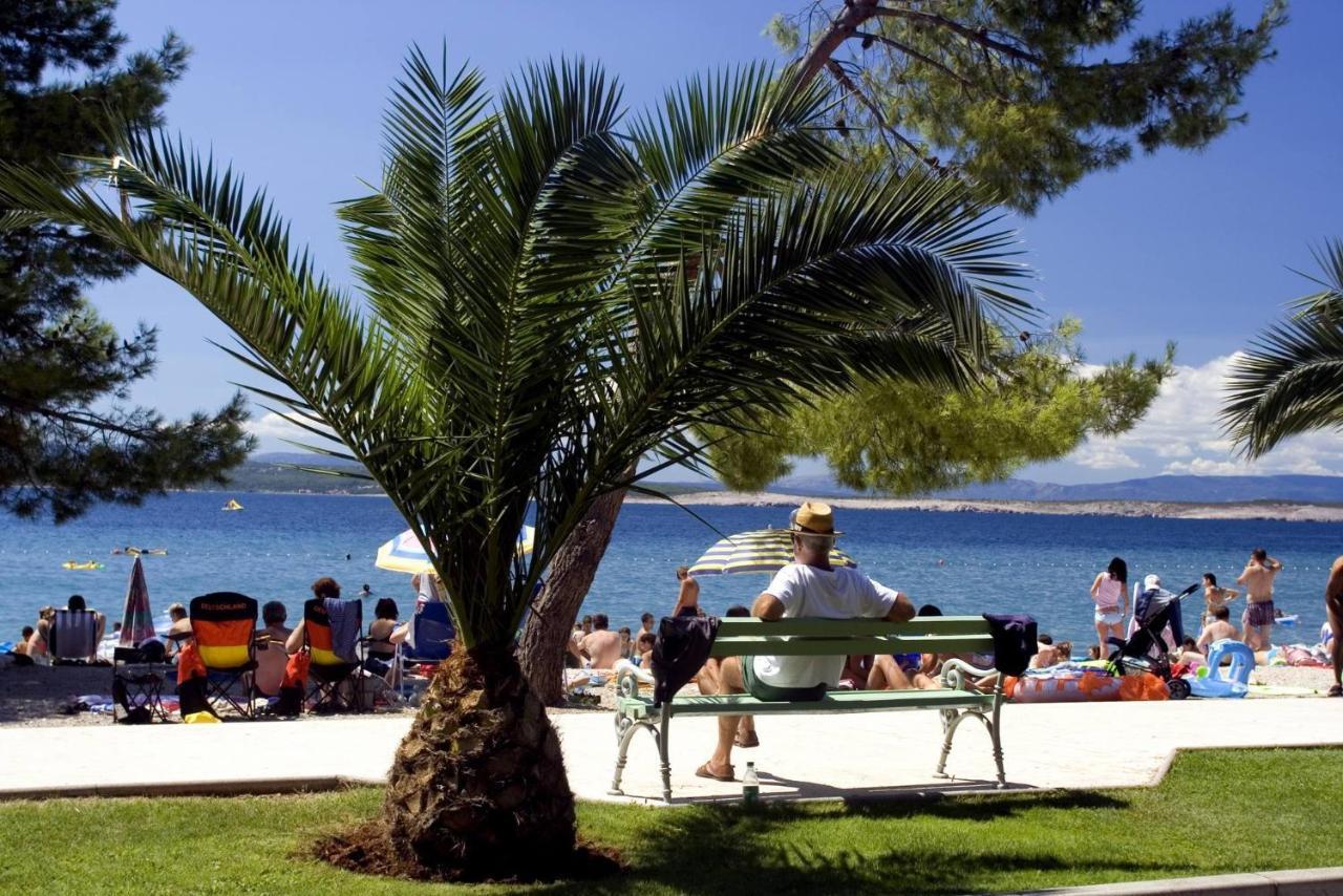 Villa Mit Whirlpool Fuer 32 Per Crikvenica Buitenkant foto
