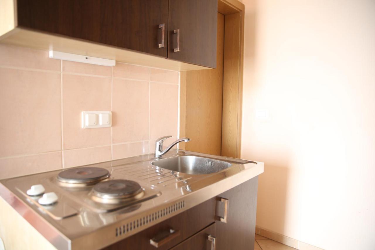Villa Mit Whirlpool Fuer 32 Per Crikvenica Buitenkant foto