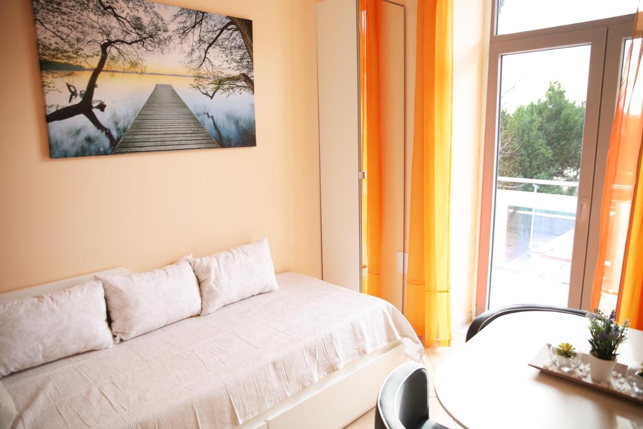 Villa Mit Whirlpool Fuer 32 Per Crikvenica Buitenkant foto